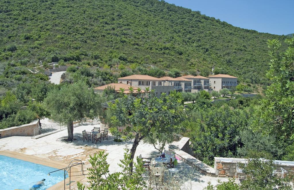 Smyros Resort Poúlithra Exterior foto